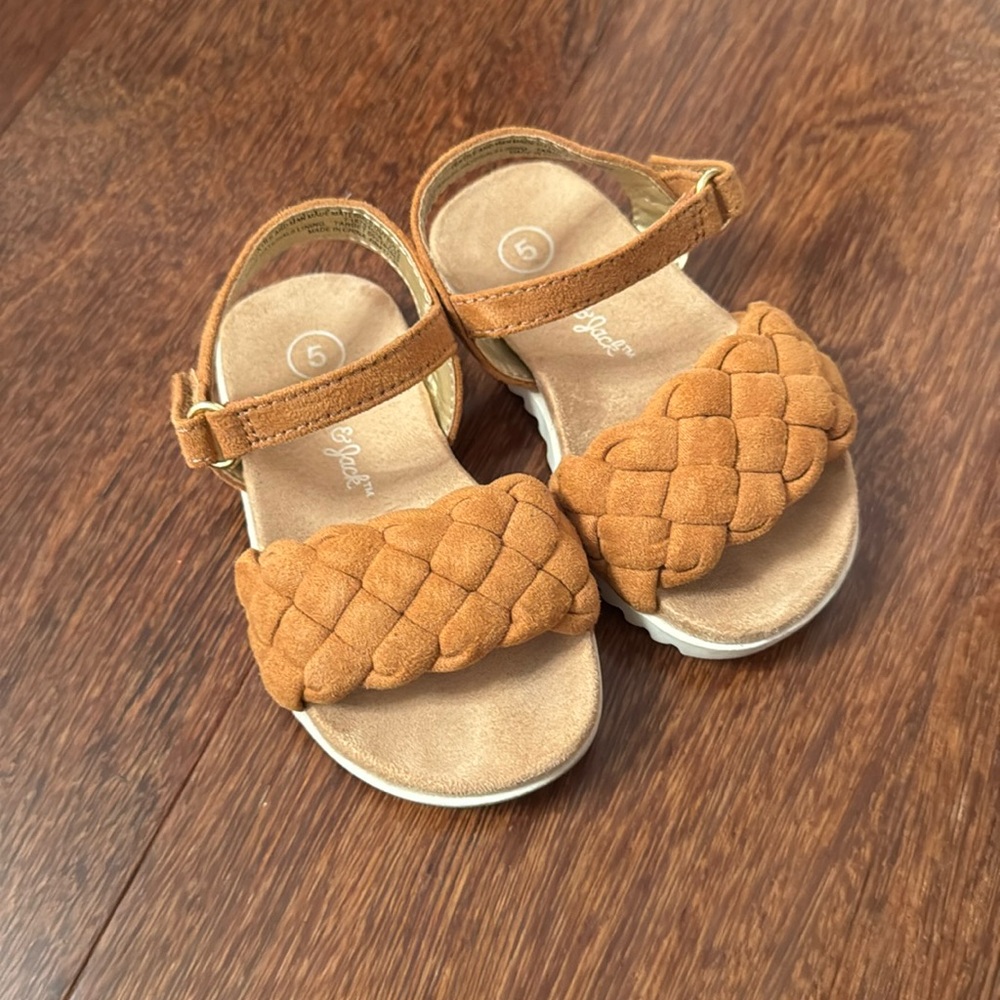 Cat & Jack tan suede braided sandal size 5
